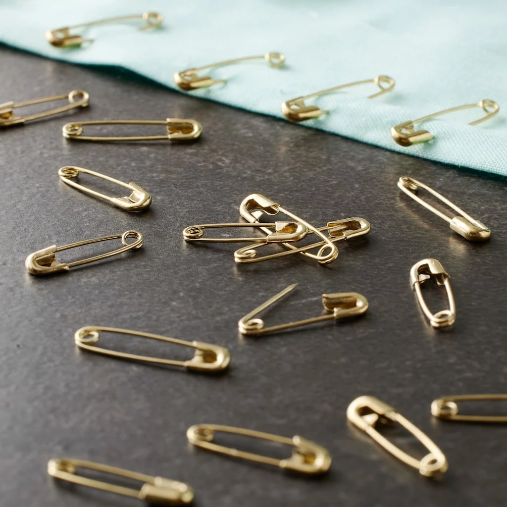 Outlet π₯° Loops & Threads™ Safety Pins, 3/4" & 7/8" π - Image 2