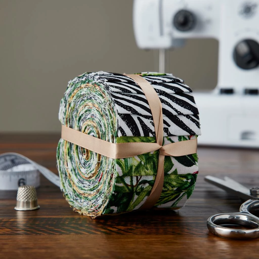 Promo β Animal Fabric Strips by Loops & Threads® β - Image 2