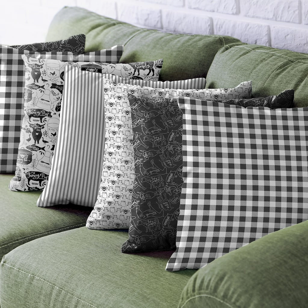 Discount π Black & White Bees Cotton Fabric Bundle by Loops & Threads™ π - Image 3