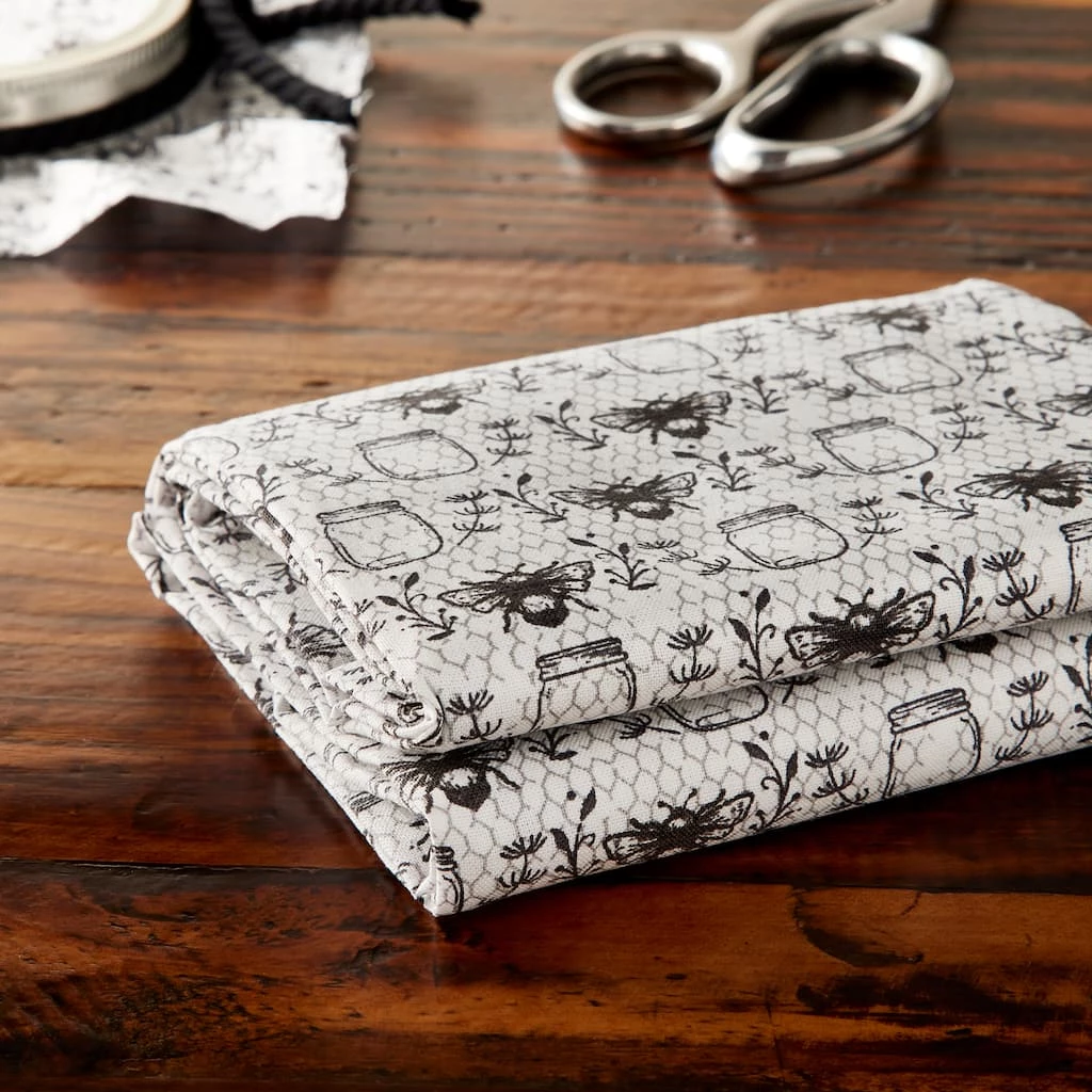 Discount π Black & White Bees Cotton Fabric Bundle by Loops & Threads™ π - Image 2