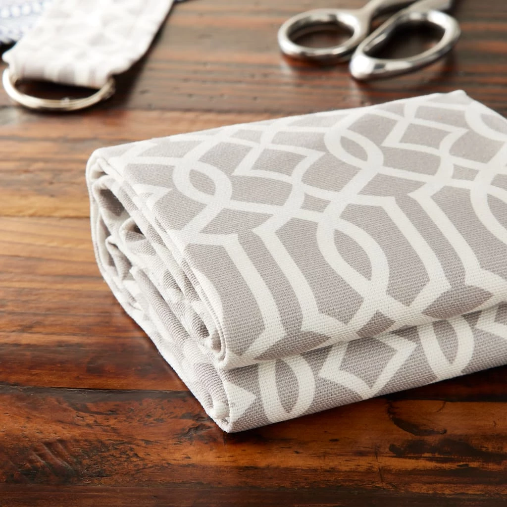 Wholesale ✨ Garden Lattice Canvas Bundle by Loops & Threads® 🧨 - Image 2